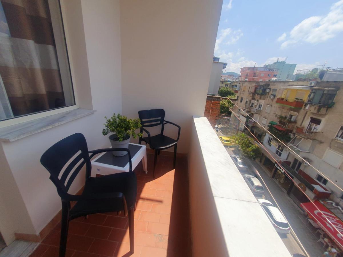 Apartment In The Heart Of Tirana , Bllok Exterior photo